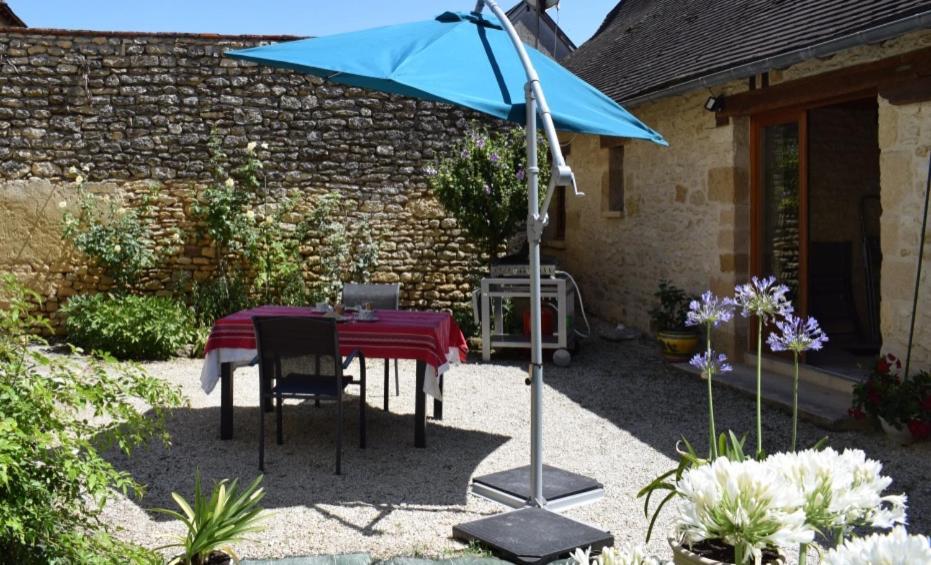 Chambre D'Hotes Auriac Du Perigord Bed & Breakfast Exterior photo